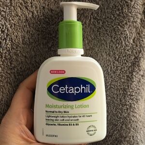 Cetaphil Moisturizing Lotion for Normal to Dry Skin - White & Green